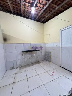 Casa de 100m² com 3 quartos (1 suíte) no Condomínio Zeus