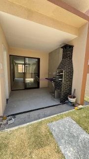 Casa duplex nova no Lençóis Paradise de 128m² com 4 quartos (3 suítes) + espaço gourmet