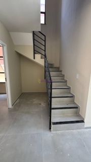 Casa duplex nova no Lençóis Paradise de 128m² com 4 quartos (3 suítes) + espaço gourmet