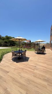 Casa duplex nova no Lençóis Paradise de 128m² com 4 quartos (3 suítes) + espaço gourmet