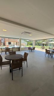 Casa duplex nova no Lençóis Paradise de 128m² com 4 quartos (3 suítes) + espaço gourmet