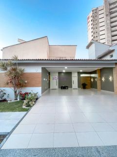 Casa no Condomínio Ravenna de 200m² com 4 suítes no Quintas do Calhau