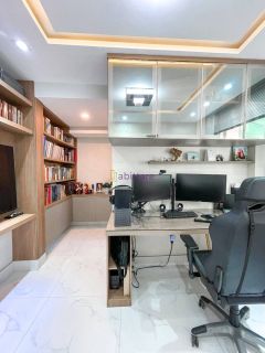 Casa no Condomínio Ravenna de 200m² com 4 suítes no Quintas do Calhau