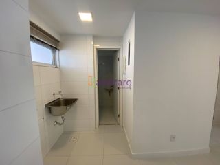 Apartamento SEMI-MOBILIADO de 72m² com 2 quartos (1 suíte) na Península da Ponta D'areia