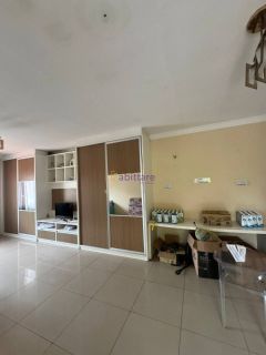 Casa duplex com 6 quartos (2 suítes) + DCE e espaço gourmet com piscina no Chácara Brasil