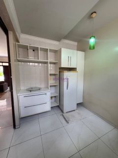 Casa duplex com 6 quartos (2 suítes) + DCE e espaço gourmet com piscina no Chácara Brasil