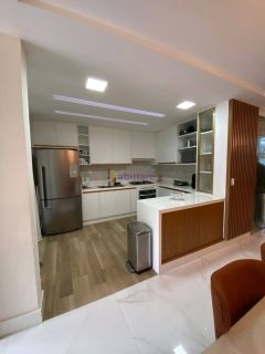 Casa de 250m² em condomínio no Quintas do Calhau com 3 suítes + espaço gourmet