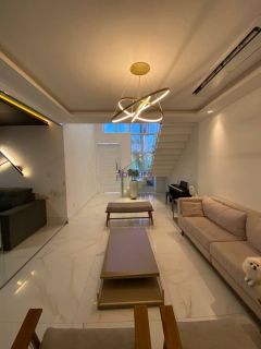 Casa de 250m² em condomínio no Quintas do Calhau com 3 suítes + espaço gourmet