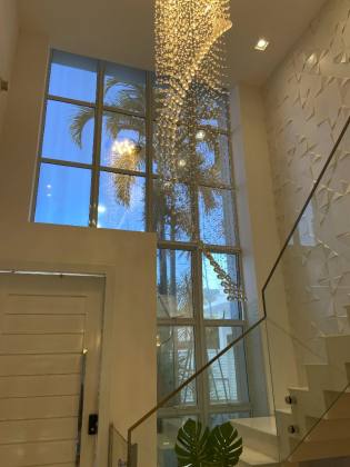 Casa de 250m² em condomínio no Quintas do Calhau com 3 suítes + espaço gourmet