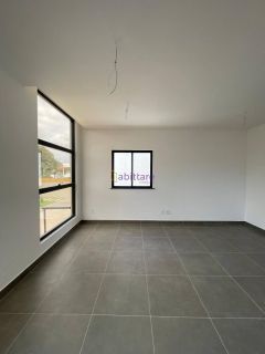 Casa NOVA no Ville D'or com 4 quartos (2 suítes) no Jardim Eldorado