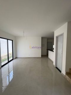 Casa NOVA no Ville D'or com 4 quartos (2 suítes) no Jardim Eldorado