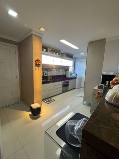 Apartamento no Condomínio Toscana de 114m² com 3 quartos (2 suítes) na Ponta do Farol