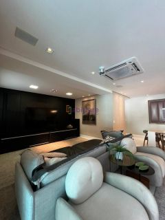 Apartamento mobiliado de 229m² com 3 suítes no Île Saint Louis - Península da Ponta D'areia