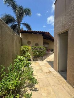 Casa duplex de condomínio com 3 suítes + DCE no Condomínio Vila Romana no Olho D'água