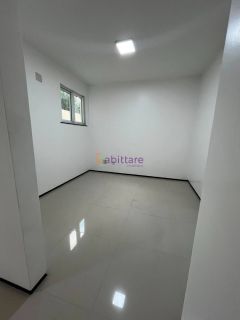 Casa duplex de condomínio com 4 quartos sendo 3 suítes no Condomínio Vila Romana no Olho D'água