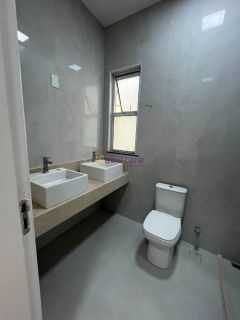 Casa duplex de condomínio com 4 quartos sendo 3 suítes no Condomínio Vila Romana no Olho D'água