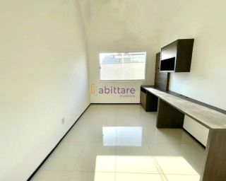 Alugo: Casa no Condomínio Interlagos - 04 Suítes