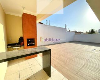 Alugo: Casa no Condomínio Interlagos - 04 Suítes