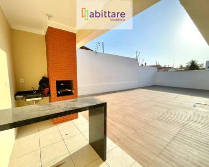 Alugo: Casa no Condomínio Interlagos - 04 Suítes