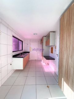 Apartamento no Edifício Porto Madero de 160m² com 3 suítes + DCE na Ponta do Farol