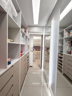 Apartamento de 146m² no Edifício Porto Madero com 3 suítes na Ponta do Farol