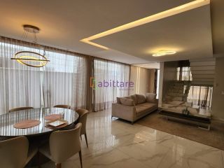 Casa de condomínio no Damha com 488m² com 4 suítes e espaço gourmet com piscina