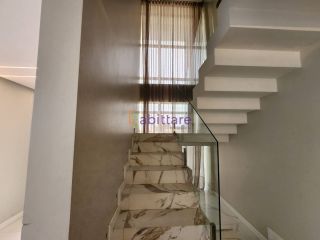 Casa de condomínio no Damha com 488m² com 4 suítes e espaço gourmet com piscina