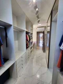 Casa de condomínio no Damha com 488m² com 4 suítes e espaço gourmet com piscina