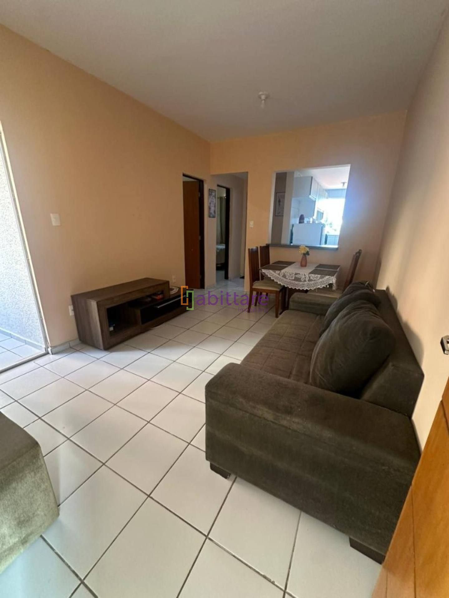 Alugo apto mobiliado no Condomínio Solar da Ilha 2