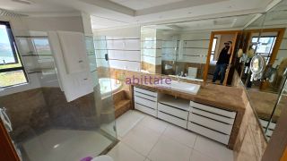 Alugo Apto mobiliado no Ed.Sapphire Residence - 260m² com 3 suítes - Península da Ponta D'areia