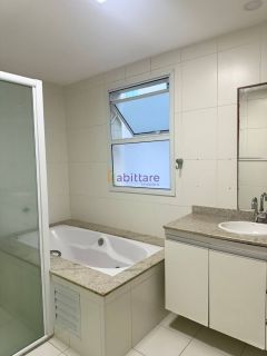 Apartamento de 239m² com 4 suítes + DCE no Condomínio Farol da Ilha - Ponta D'areia