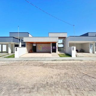 Casa NOVA com 3 suítes e área de lazer com piscina no Condomínio Ibiza - Araçagy