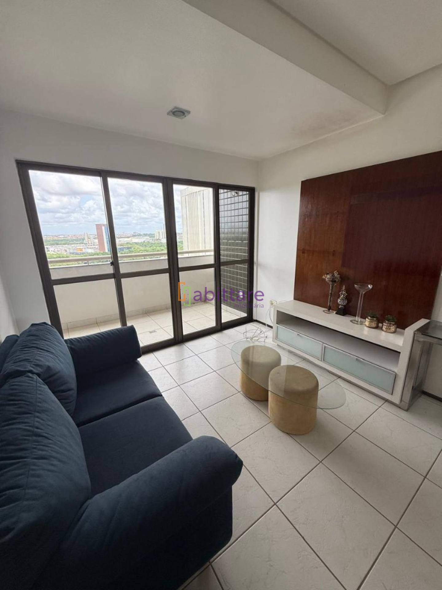 Alugo apartamento de 1 quarto no Edifício Mozart