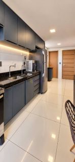 Alugo apartamento semi mobiliado com 3 suítes no Península Square - Vista Mar e lagoa