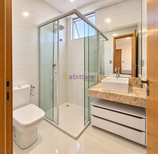 Alugo apartamento semi mobiliado com 3 suítes no Península Square - Vista Mar e lagoa