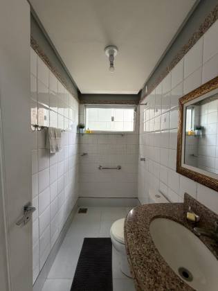 Casa de condomínio de 173m² com 4 quartos (3 suítes) no Condomínio Ilha de Capri