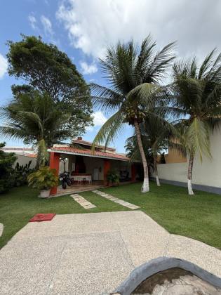 Casa de condomínio de 173m² com 4 quartos (3 suítes) no Condomínio Ilha de Capri