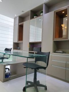 Lagoa Corporate - Sala comercial MOBILIADA de 34m² na Ponta D'areia