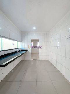 Casa de condomínio de 240m² com 4 quartos (3 suítes) + DCE no Portal das Gaivotas