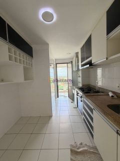 Alugo apartamento com 3 quartos (2 suítes) no Jardim de Lombardia