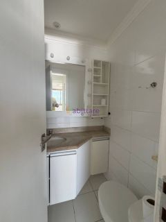 Alugo apartamento com 3 quartos (2 suítes) no Jardim de Lombardia