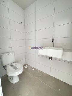 Apartamento NOVO de 73m² com 2 suítes no Edifício Évora - Ponta D'areia