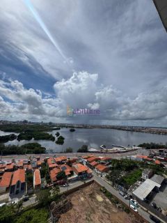 Apartamento NOVO de 73m² com 2 suítes no Edifício Évora - Ponta D'areia