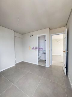 Apartamento NOVO de 73m² com 2 suítes no Edifício Évora - Ponta D'areia