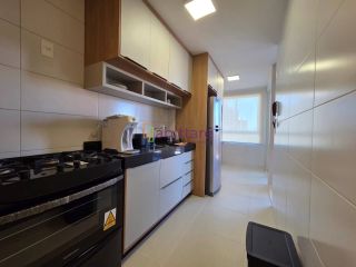 Alugo apartamento semi mobiliado com 3 quartos (2 suítes) no Edifício Évora - Ponta D'areia