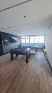 Alugo apartamento semi mobiliado com 3 suítes no Edifício Évora - Ponta D'areia