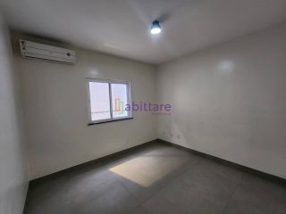 Casa de condomínio de 156m² com 3 quartos (1 suíte com closet) no Majestic Residence