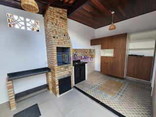 Casa de condomínio de 156m² com 3 quartos (1 suíte com closet) no Majestic Residence