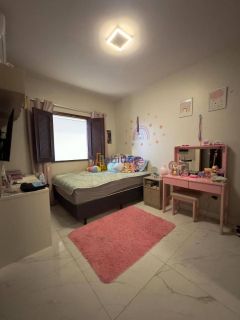 Casa de 230m² com 4 quartos (1 suíte master) no Parque Athenas