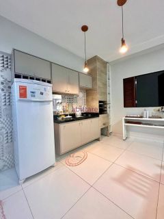 Casa de 230m² com 4 quartos (1 suíte master) no Parque Athenas